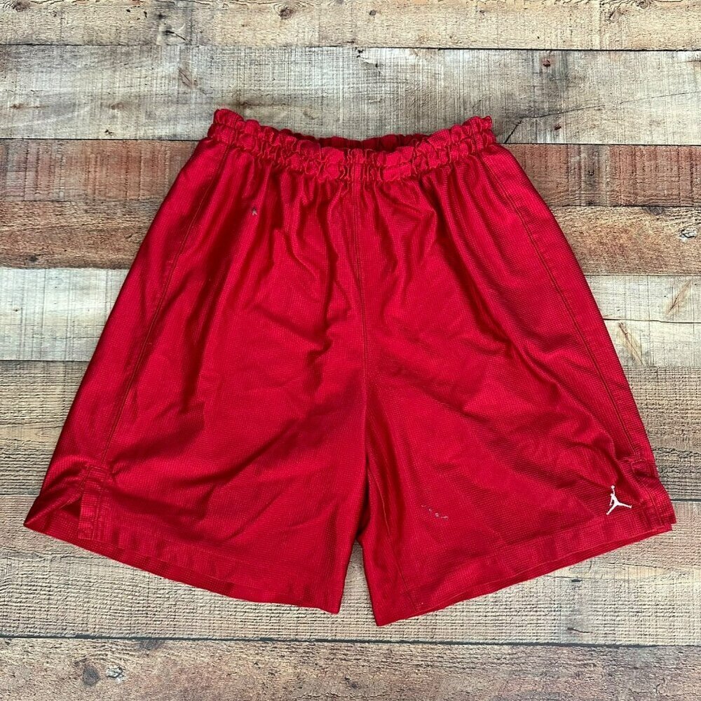 Air Jordan Men's Size M Red Athletic Basket Ball Shorts